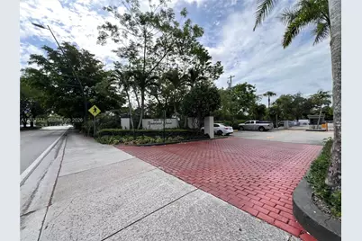 6886 N Kendall Dr #D407, Pinecrest, FL 33156 - Photo 19