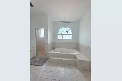 14291 SW 34th St, Miami, FL 33175 - Photo 15
