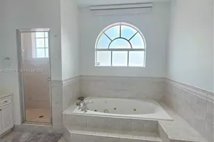 14291 SW 34th St, Miami, FL 33175 - Photo 15