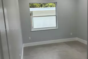1628 NW 15th St, Miami, FL 33125 - Photo 7