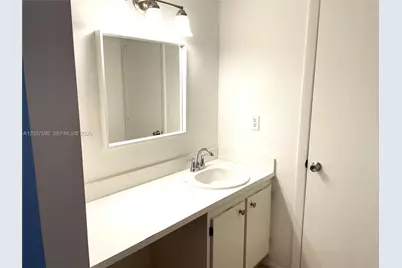 9531 Seagrape Dr #305, Davie, FL 33324 - Photo 17
