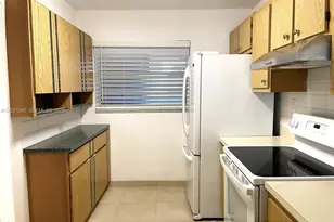 9531 Seagrape Dr, Davie, FL 33324 - Photo 11