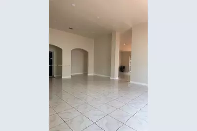 1107 NW 132nd Ct, Miami, FL 33182 - Photo 9