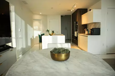 851 NE 1st Ave #4806, Miami, FL 33132 - Photo 3