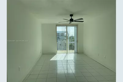 8233 Harding Ave #408, Miami Beach, FL 33141 - Photo 15