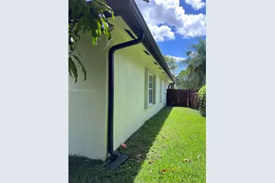 10155 SW 159th Ct, Miami, FL 33196 - Photo 11