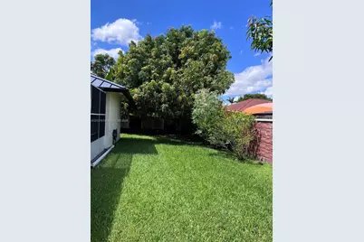 10155 SW 159th Ct, Miami, FL 33196 - Photo 13