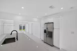 1920 SW 67th Ave, Miami, FL 33147 - Photo 15