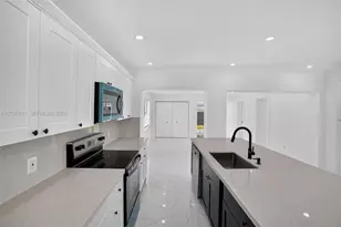 1920 SW 67th Ave, Miami, FL 33147 - Photo 11
