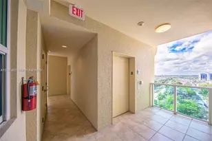 3340 NE 190th St, Aventura, FL 33180 - Photo 13