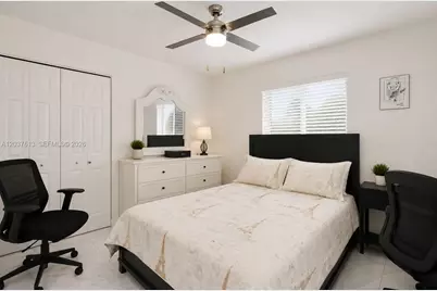 2886 W 74th Pl, Hialeah, FL 33018 - Photo 15