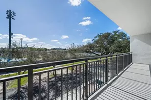 2479 NE 192 St, Miami, FL 33180 - Photo 15