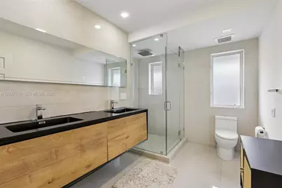 1140 NE 87th St, Miami, FL 33138 - Photo 27