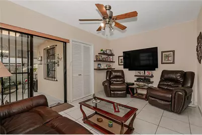 1052 W 79th St #11, Hialeah, FL 33014 - Photo 15