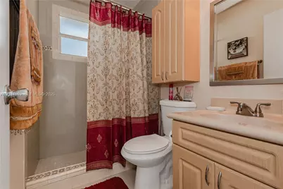 1052 W 79th St #11, Hialeah, FL 33014 - Photo 25