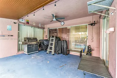 2751 NW 107th Ter, Sunrise, FL 33322 - Photo 29