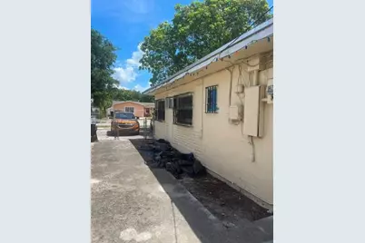3100 NW 162nd St, Miami Gardens, FL 33054 - Photo 7