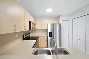 642 SW 106th Ave, Pembroke Pines, FL 33025 - Photo 13