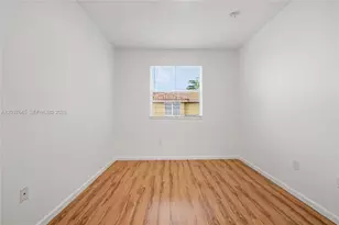 642 SW 106th Ave, Pembroke Pines, FL 33025 - Photo 25