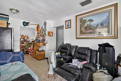 450 SW 9th St, Miami, FL 33130 - Photo 31