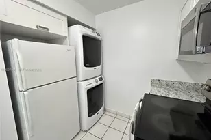15332 SW 72nd St, Miami, FL 33193 - Photo 13