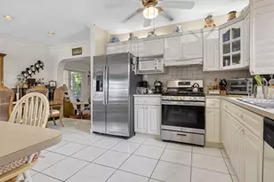 5430 W 4th Ln, Hialeah, FL 33012 - Photo 15