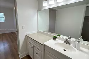 7505 SW 82nd St, Miami, FL 33143 - Photo 21