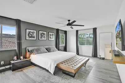 1725 Winterberry Ln, Weston, FL 33327 - Photo 27