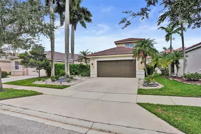 1725 Winterberry Ln, Weston, FL 33327 - Photo 5