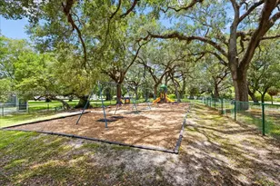 9441 Evergreen Pl, Davie, FL 33324 - Photo 25