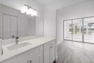 9441 Evergreen Pl, Davie, FL 33324 - Photo 13