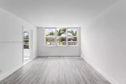 9441 Evergreen Pl #206, Davie, FL 33324 - Photo 5