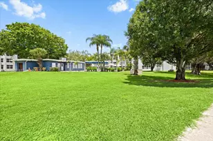 9441 Evergreen Pl, Davie, FL 33324 - Photo 21
