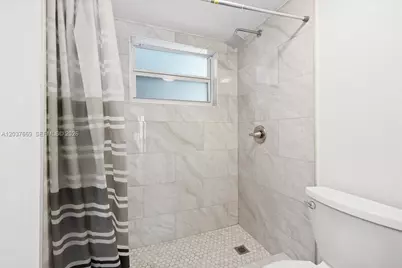 9441 Evergreen Pl #206, Davie, FL 33324 - Photo 15