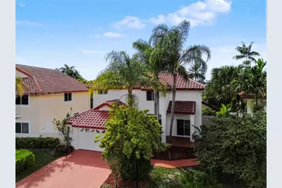 4725 NW 104th Ave, Doral, FL 33178 - Photo 1