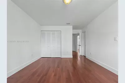 4725 NW 104th Ave, Doral, FL 33178 - Photo 17
