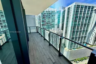 68 SE 6th St, Miami, FL 33131 - Photo 13