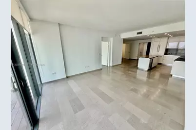 68 SE 6th St #2707, Miami, FL 33131 - Photo 9