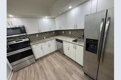 800 Parkview Dr #1018, Hallandale Beach, FL 33009 - Photo 21