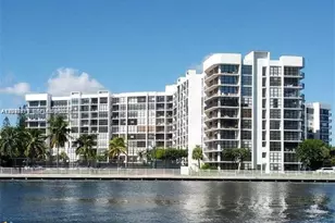 800 Parkview Dr, Hallandale Beach, FL 33009 - Photo 31