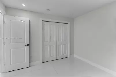 20304 SW 186th St, Miami, FL 33187 - Photo 17