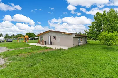 20304 SW 186th St, Miami, FL 33187 - Photo 21