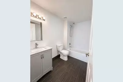 711 SW 111th Way #105, Pembroke Pines, FL 33025 - Photo 9