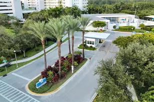 15051 Royal Oaks Ln, North Miami, FL 33181 - Photo 31