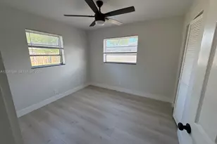 1700 SW 69th Terrace, North Lauderdale, FL 33068 - Photo 7