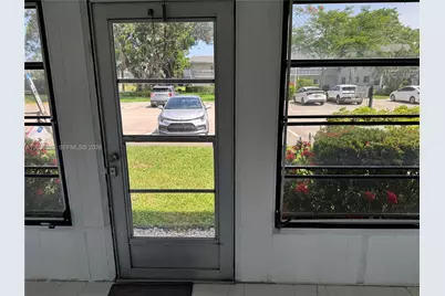111 Tilford F #111, Deerfield Beach, FL 33442 - Photo 11