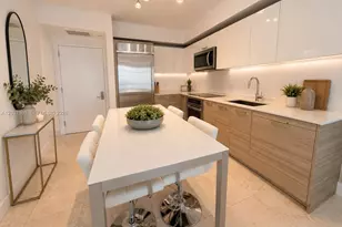 1300 Brickell Bay Dr, Miami, FL 33131 - Photo 5