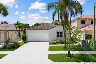 15942 NW 21st St, Pembroke Pines, FL 33028 - Photo 1