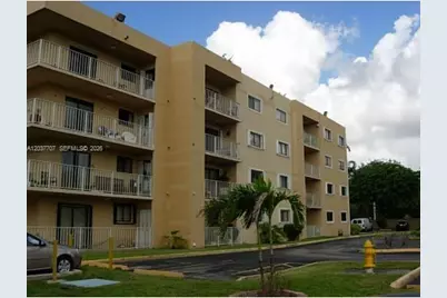 8500 NW 8th St #303, Miami, FL 33126 - Photo 13