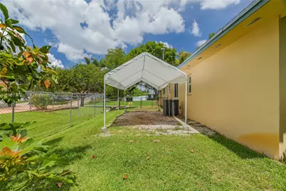 18425 SW 87th Ct, Cutler Bay, FL 33157 - Photo 9